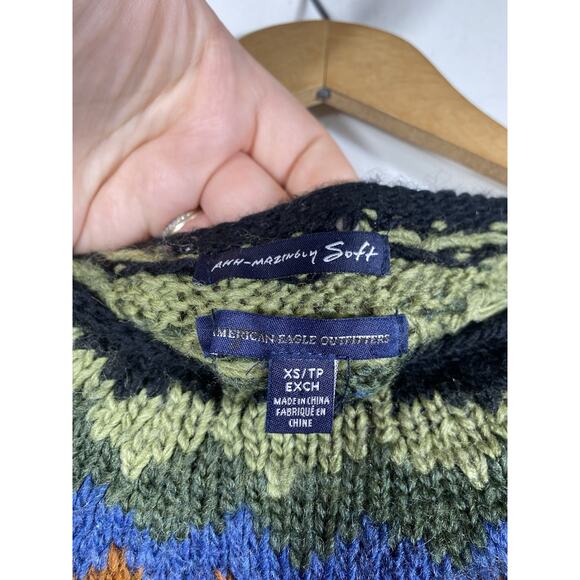 American Eagle Ahhmazingly Soft Sweater Size XS Rainbow Yoke Fair Isle Cabincore - Picture 6 of 10